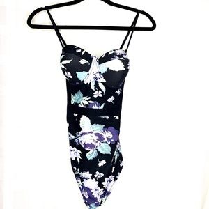 NWT CUPSHE black floral one piece swimsuit